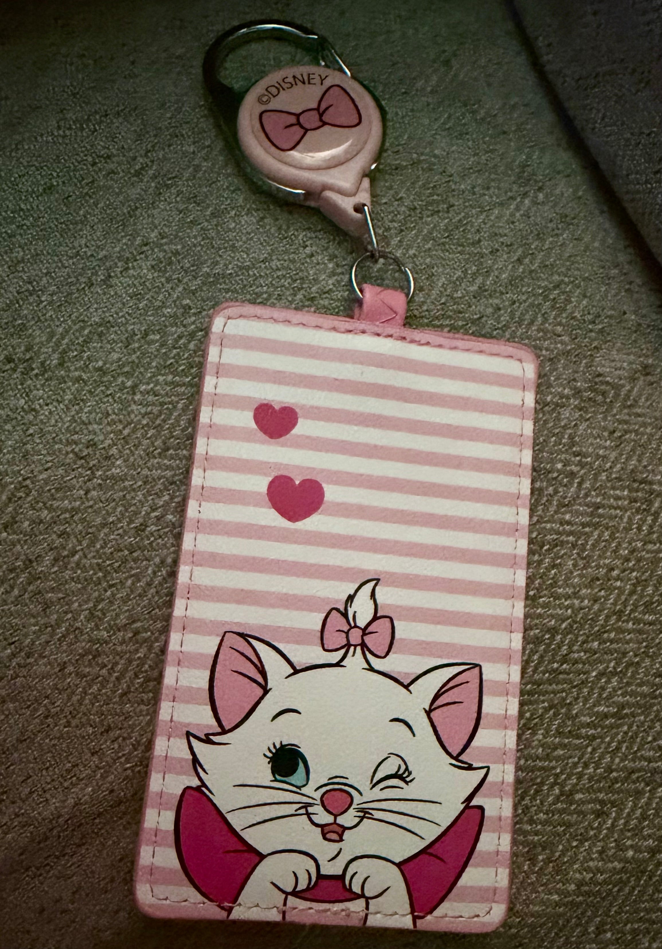 Aristocats Marie Retractable Card Holder