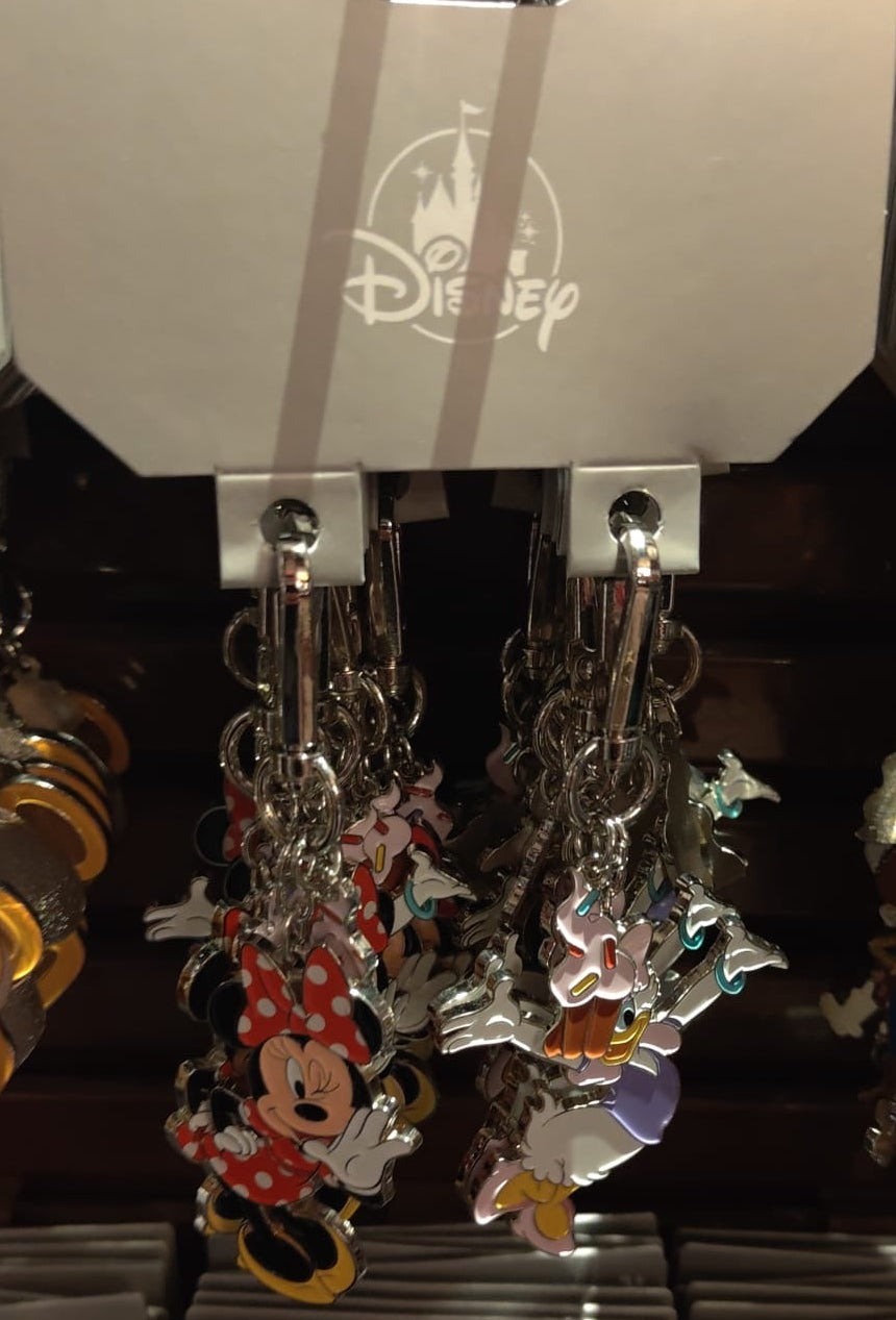 Minnie & Daisy Best Friends Keyring