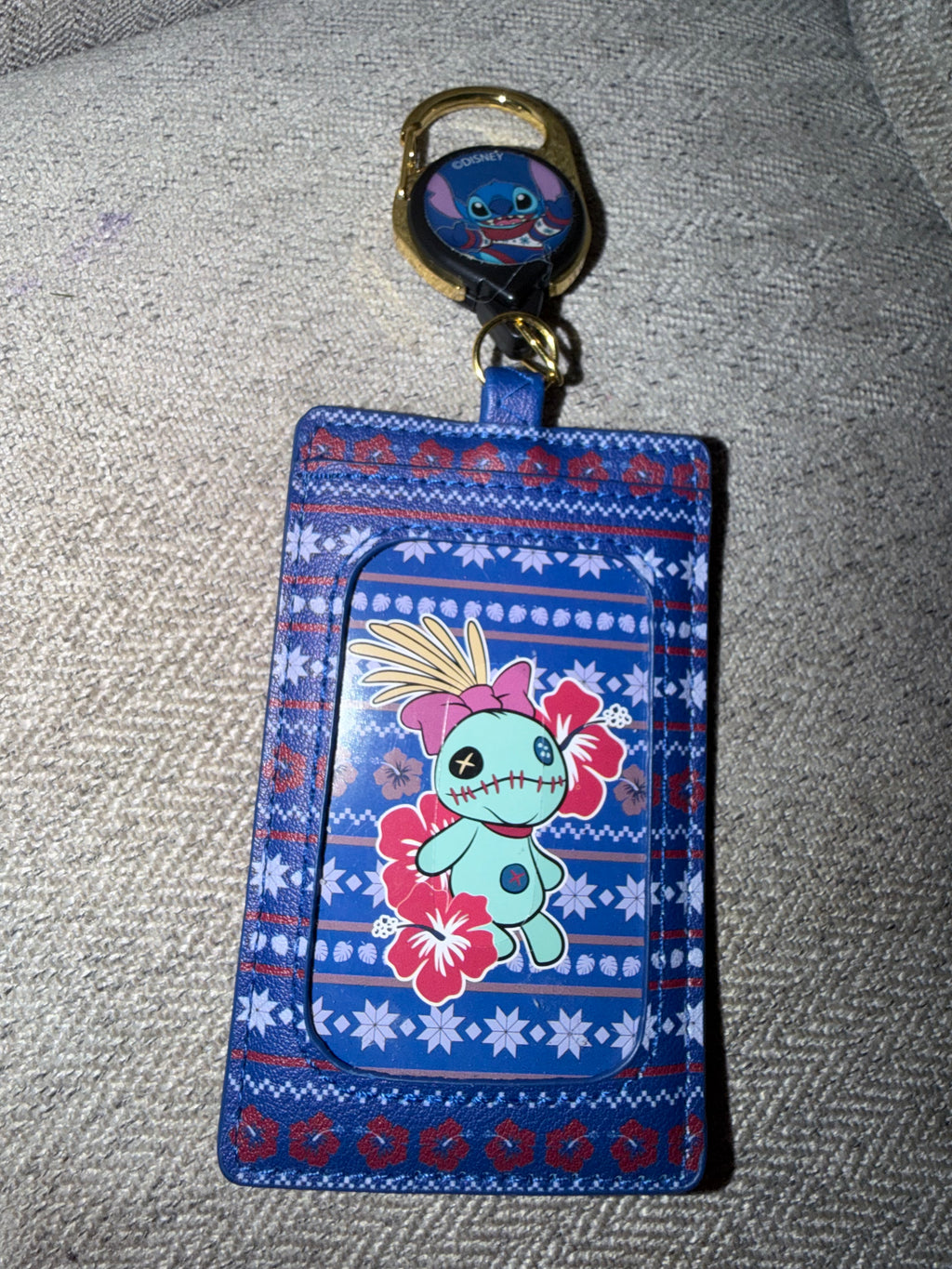 Stitch Holiday Retractable Lanyard