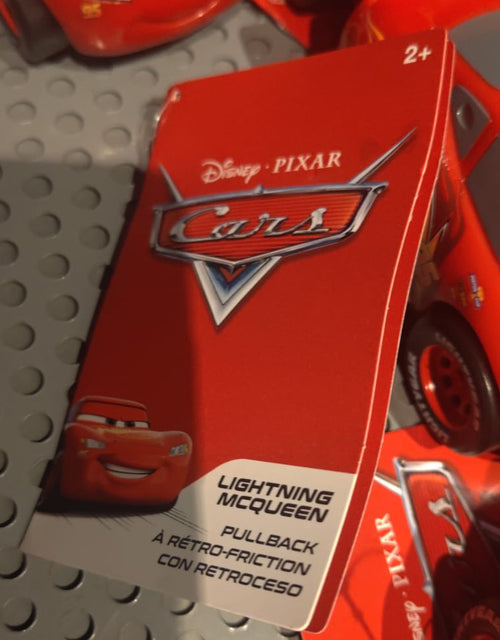 Cars Lighting McQueen Pull Back Car
