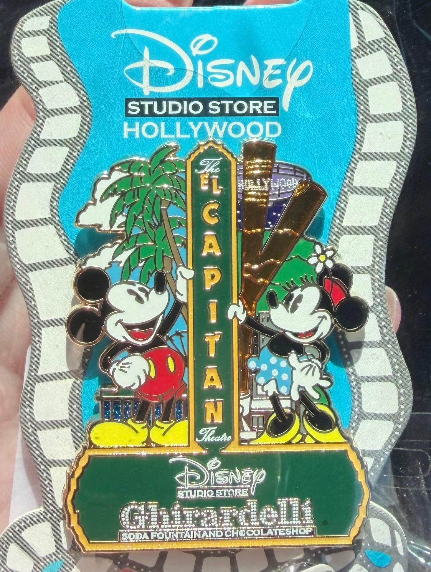 Disney Studio Store Hollywood Mickey & Minnie The El Capitan Theatre Pin