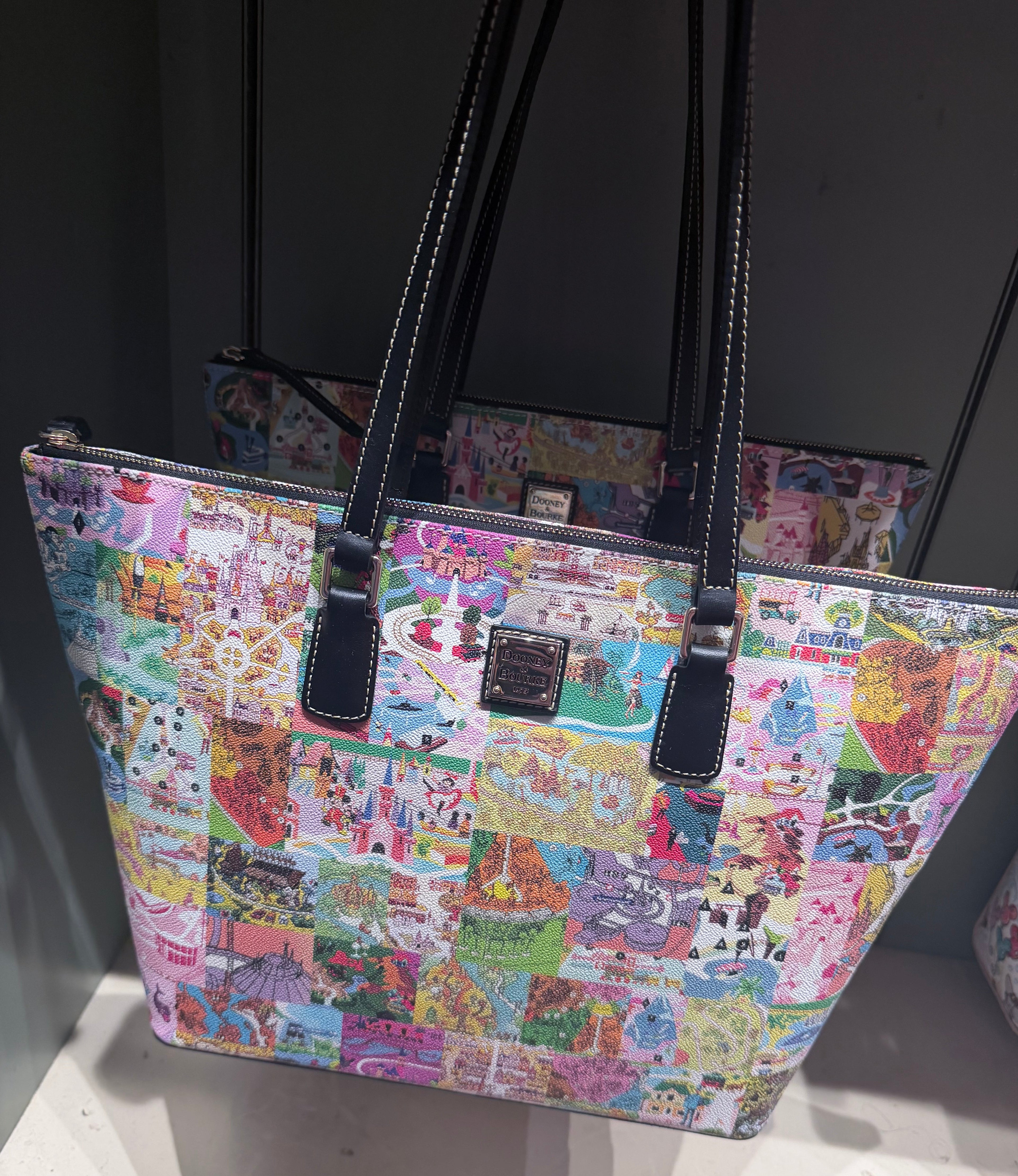 Dooney & Bourke Tote Park Bag