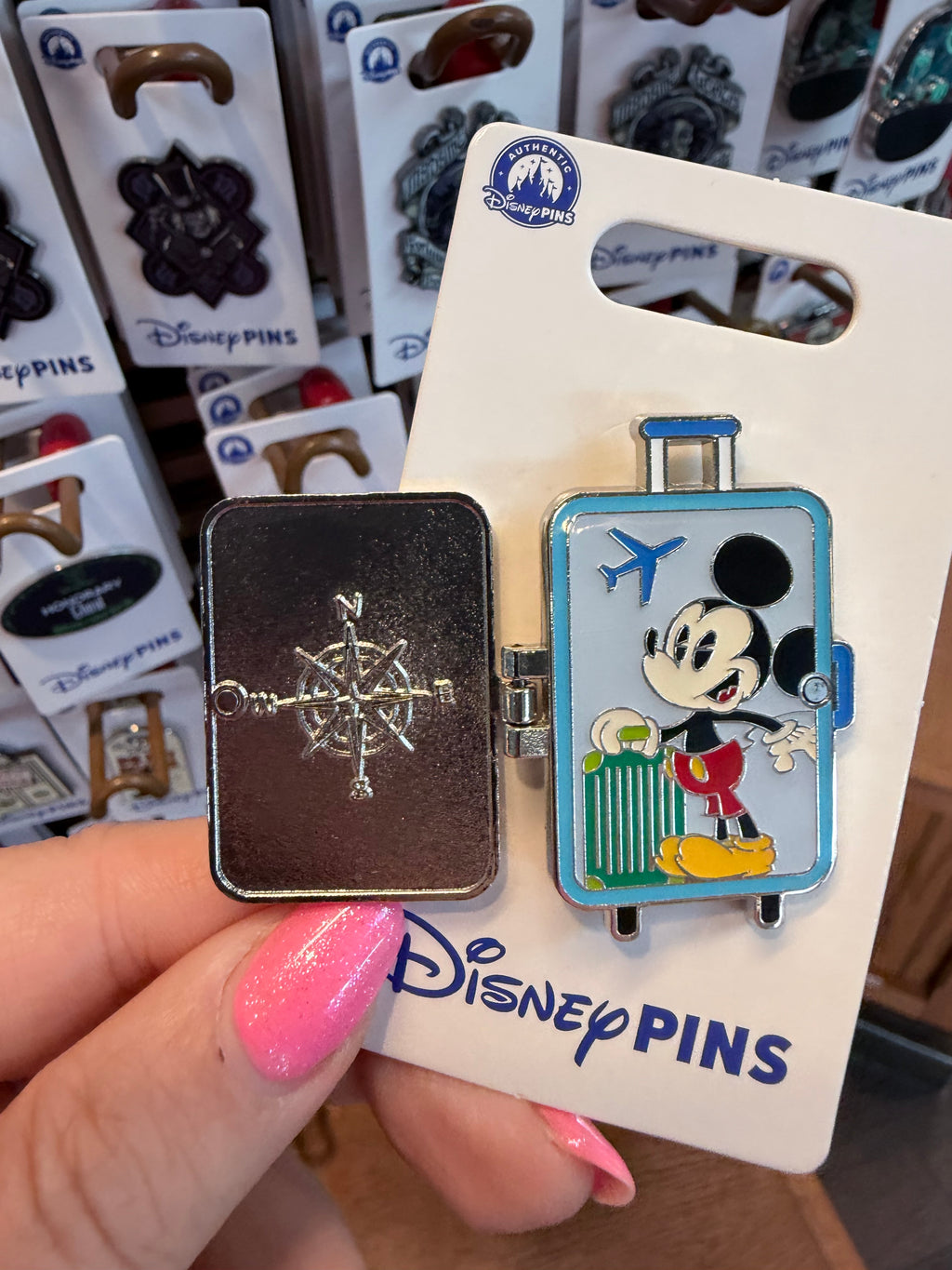 Mickey Suitcase Pin