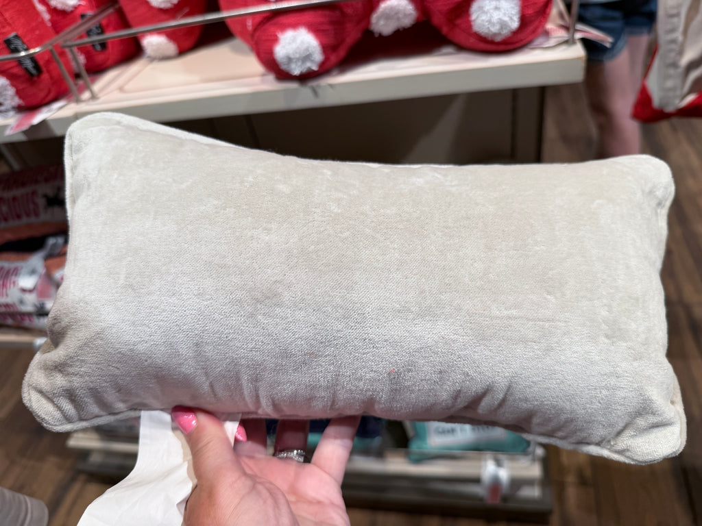 POR FAVOR MANTENGASE ALEJADO DE LAS PUERTAS Pillow