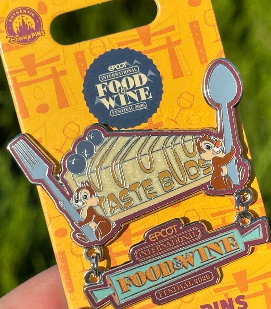 Event Edition Chip ‘n’ Dale Pin