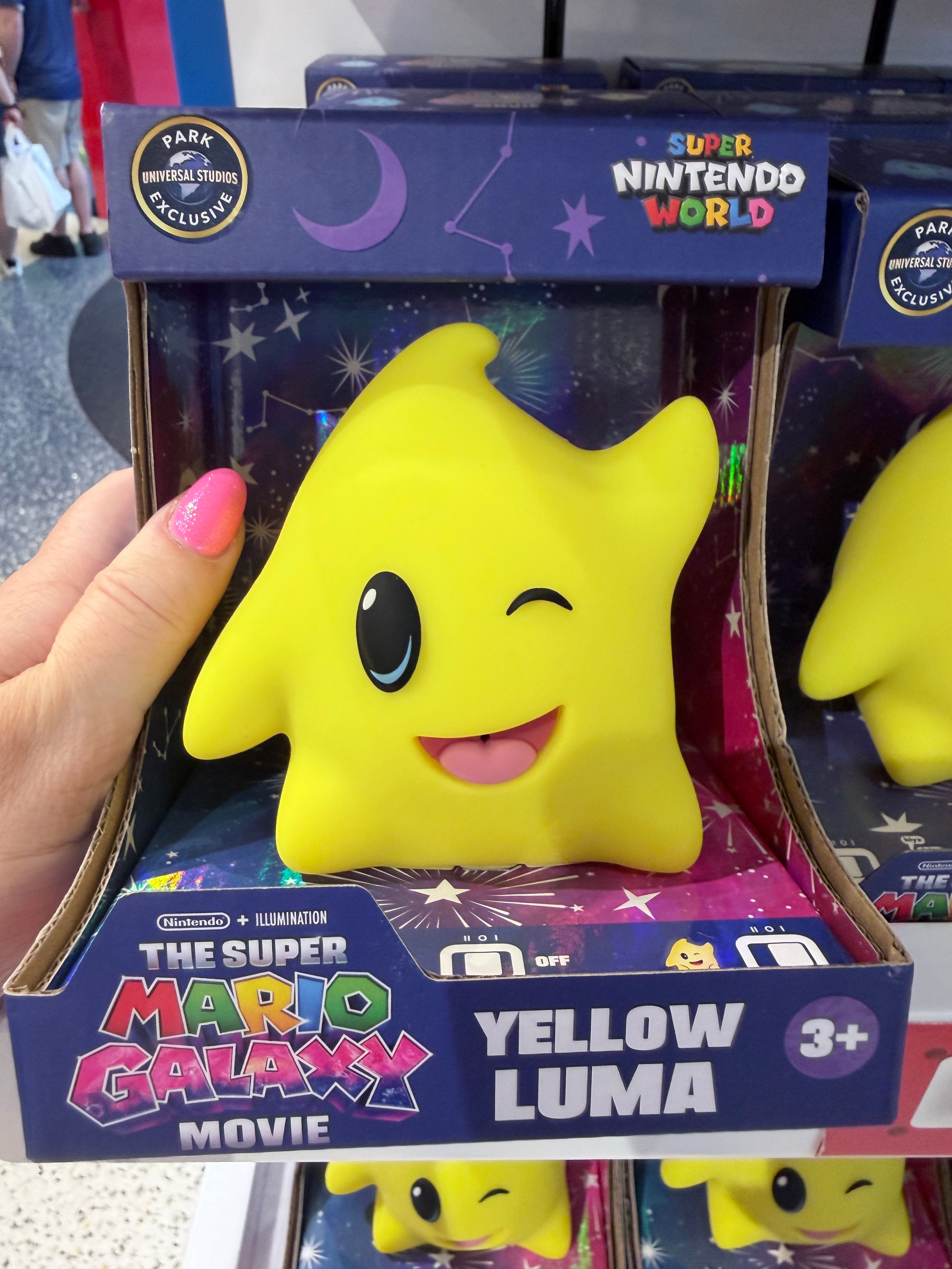 Super Mario Galaxy Shoulder Pal