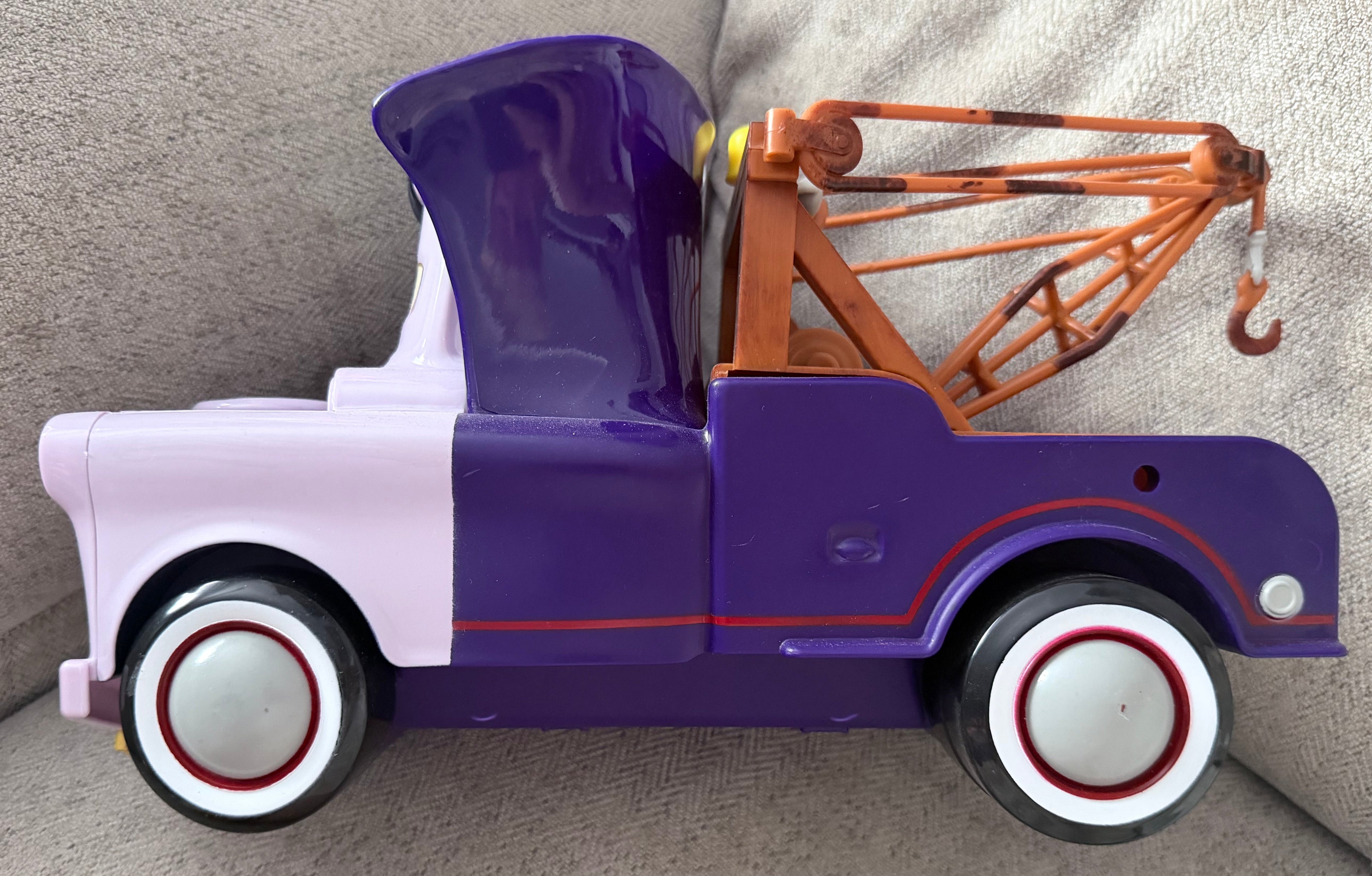 Vampire Tow Mater Bucket