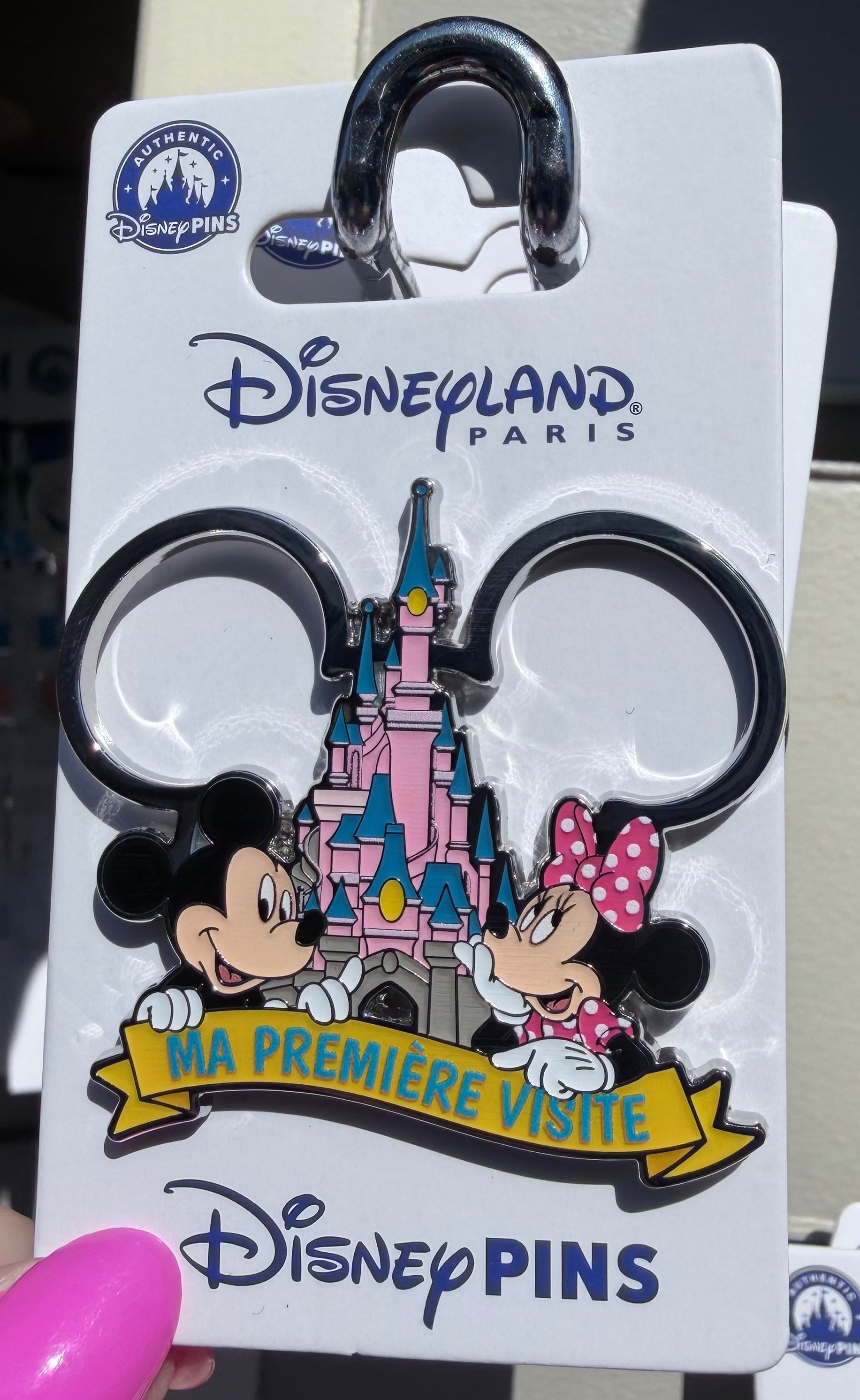 Mickey & Minnie Castle Pin