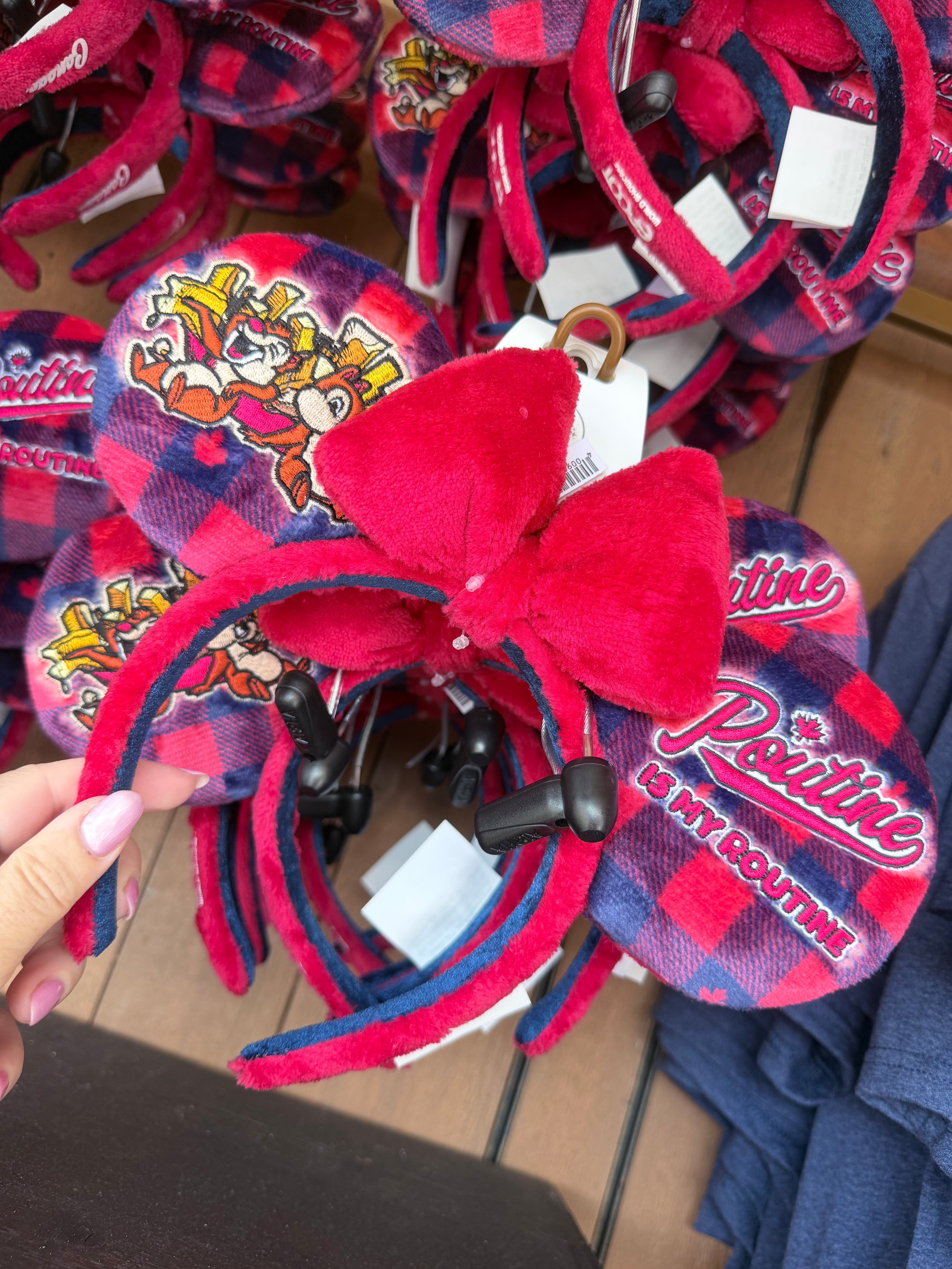 Chip & Dale Canada Ears