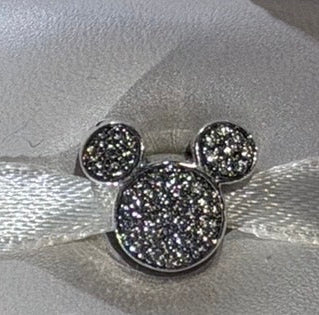 Disney Parks Pandora Mickey Clip