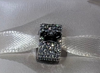 Disney Parks Pandora Mickey Clip